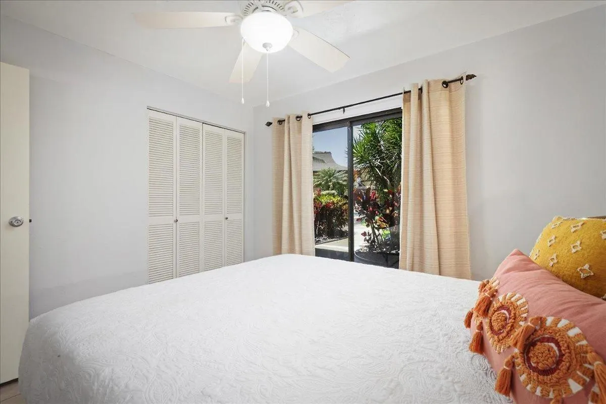 بيت للعطل فيلا Kona Westwind 1 New! Quiet Ocean-View 1St Floor | Patio | Pool كايلو كونا
